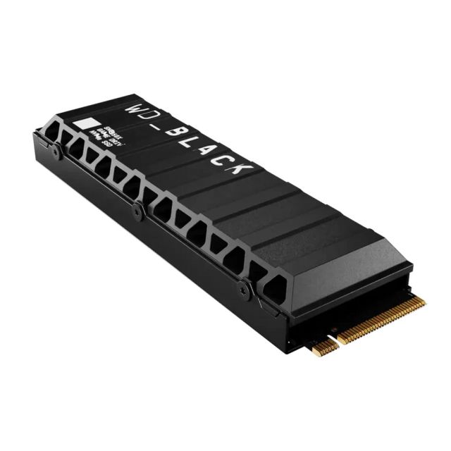 Western Digital Black SN850X | 4TB NVMe SSD | M.2 Gen4 | 7.300MB/s Lesen | 6.600MB/s Schreiben | Kühlkörper